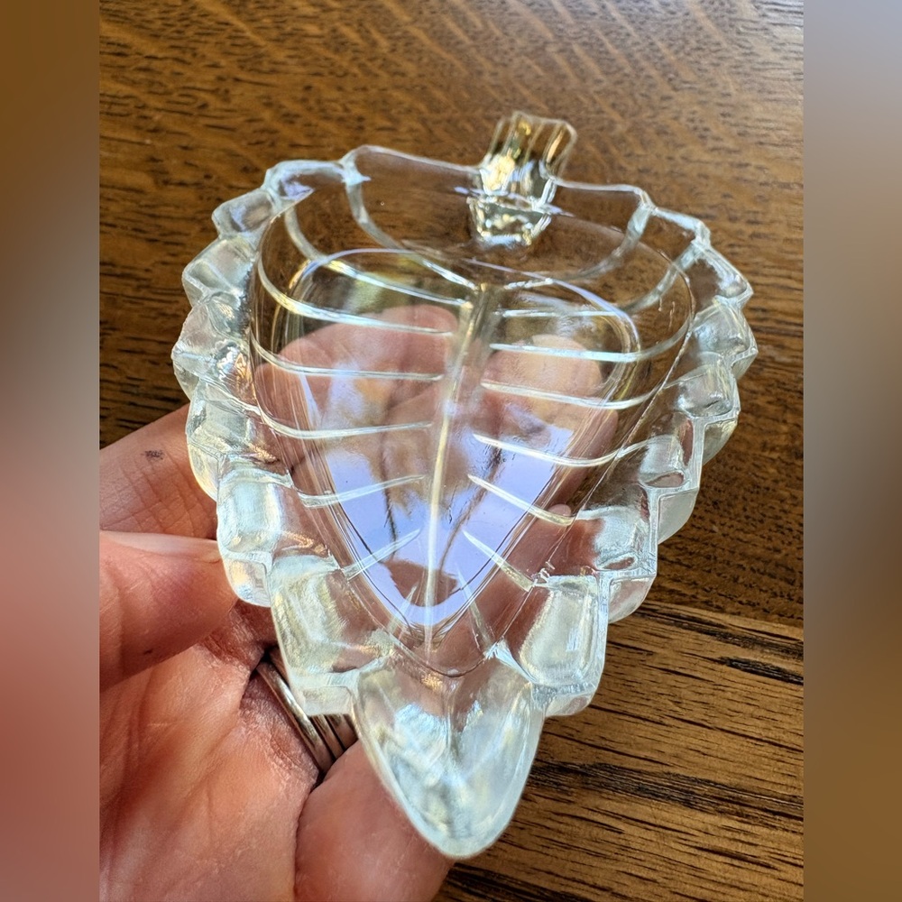 Vintage Lead Crystal Italian Glass Leaf Trinket Dishes Ashtray- Set of 2- 4.5” - Picture 16 of 16